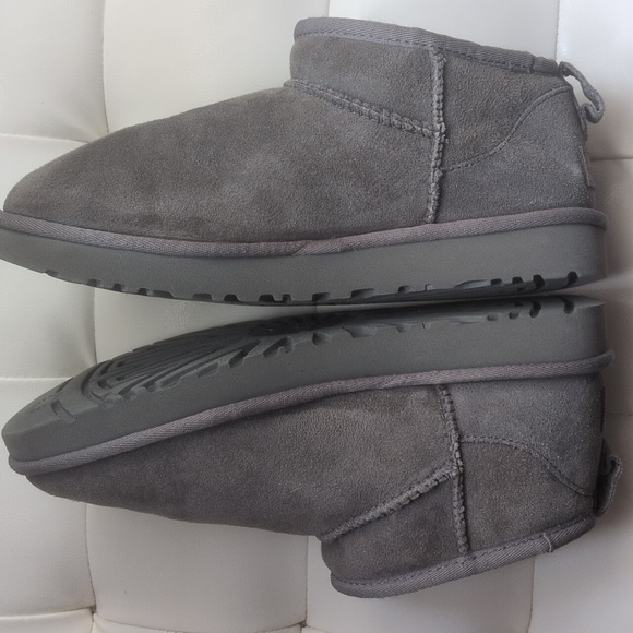 UGG Classic Ultra Mini - Picture 11 of 11